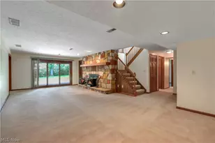 11785 Arbor Glen Dr, Chardon, OH 44024 - Photo 7