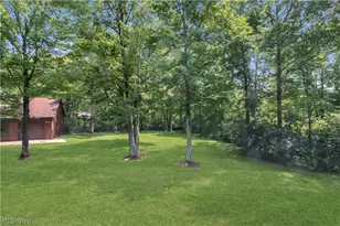 11785 Arbor Glen Dr, Chardon, OH 44024 - Photo 39