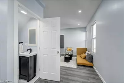 3290 W 23rd Place, Loveland, OH 44109 - Photo 9