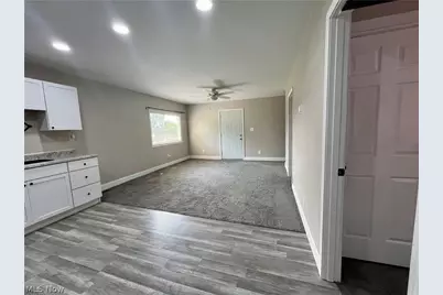 1905 Stewart Avenue, Cambridge, OH 43725 - Photo 7