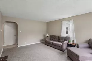 143 Conrad St, Barberton, OH 44203 - Photo 3