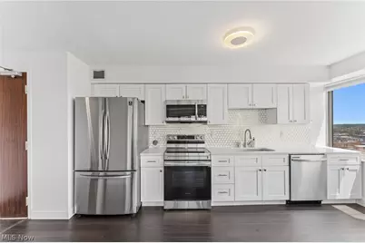 12520 Edgewater Drive #1501, Oakwood, OH 44107 - Photo 11