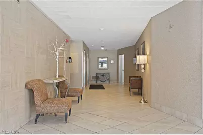 12520 Edgewater Drive #1501, Oakwood, OH 44107 - Photo 5