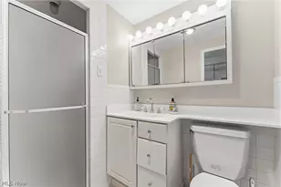 12520 Edgewater Dr, Oakwood, OH 44107 - Photo 25