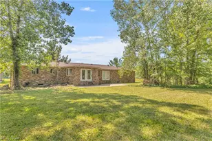 8935 Oberlin Rd, Elyria, OH 44035 - Photo 17