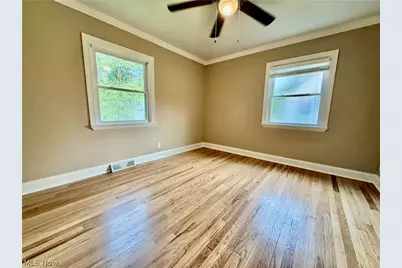 6550 Manchester Road, New Franklin, OH 44216 - Photo 13