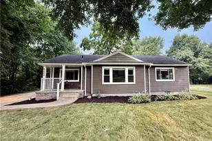 6550 Manchester Rd, New Franklin, OH 44216 - Photo 1