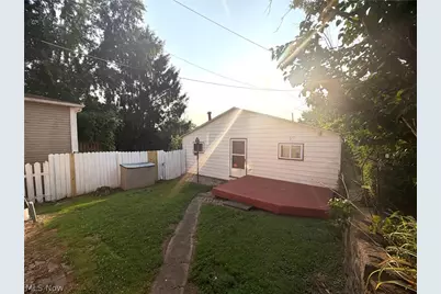 313 Vine Street, East Liverpool, OH 43920 - Photo 29