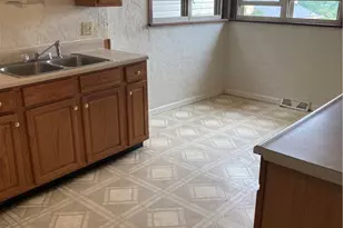 313 Vine St, East Liverpool, OH 43920 - Photo 15