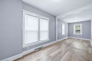 268 N Adams St, Akron, OH 44304 - Photo 9
