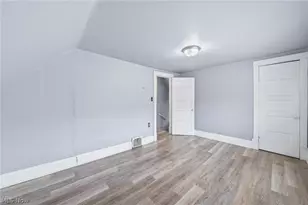 268 N Adams St, Akron, OH 44304 - Photo 17
