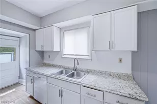 268 N Adams St, Akron, OH 44304 - Photo 13