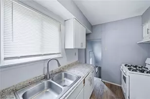 268 N Adams St, Akron, OH 44304 - Photo 15