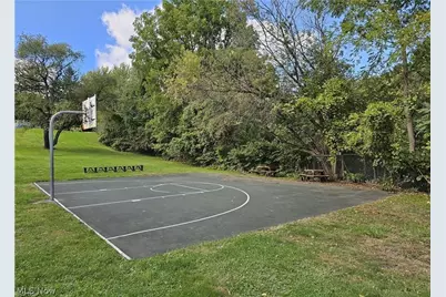 268 N Adams Street, Akron, OH 44304 - Photo 23