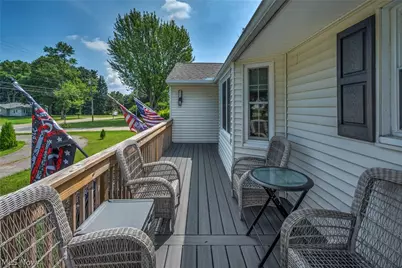 323 E Beech Street, Alliance, OH 44601 - Photo 3