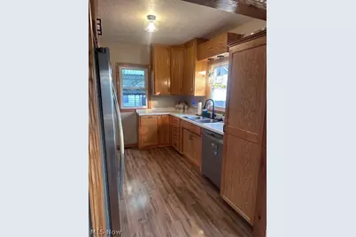 208 E Union Avenue, West Lafayette, OH 43845 - Photo 7