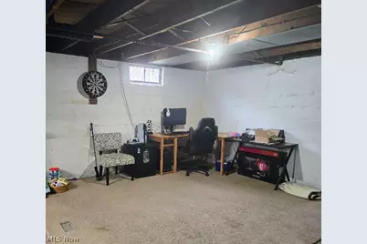 208 E Union Avenue, West Lafayette, OH 43845 - Photo 17