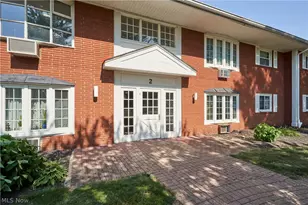 2 Meadowlawn Dr, Mentor, OH 44060 - Photo 15