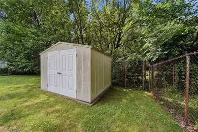 1320 Carnegie Avenue, Akron, OH 44314 - Photo 17
