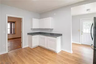 665 Thayer St, Akron, OH 44310 - Photo 11