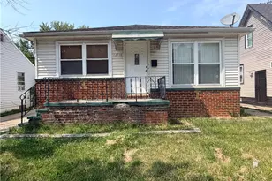 12716 Kadel Ave, Loveland, OH 44135 - Photo 1