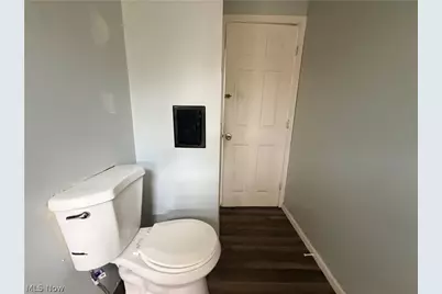 12716 Kadel Avenue, Loveland, OH 44135 - Photo 15