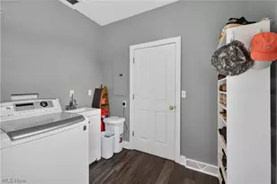 49695 Parkview Dr, East Liverpool, OH 43920 - Photo 25