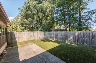 5211 Parkhurst Dr, Sheffield Village, OH 44054 - Photo 23