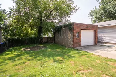 1716 7th Street, Cuyahoga Falls, OH 44221 - Photo 31