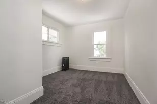 900 Beardsley St, Akron, OH 44311 - Photo 11