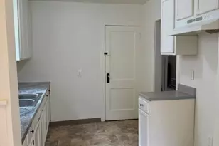 900 Beardsley St, Akron, OH 44311 - Photo 7