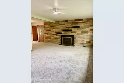 319 Bachtel Street SE, North Canton, OH 44720 - Photo 7