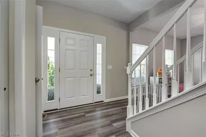 8133 Ashford Circle, North Ridgeville, OH 44039 - Photo 3