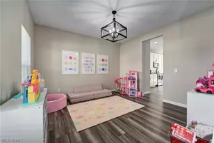 8133 Ashford Cir, North Ridgeville, OH 44039 - Photo 5