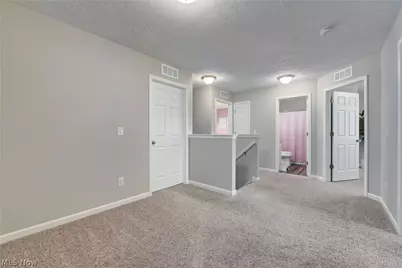 8133 Ashford Circle, North Ridgeville, OH 44039 - Photo 17