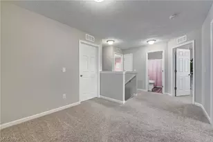 8133 Ashford Cir, North Ridgeville, OH 44039 - Photo 17