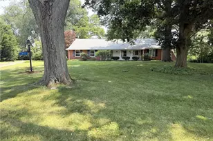 3883 Croydon Dr NW, Canton, OH 44718 - Photo 1