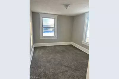 679 Wooster Road W, Barberton, OH 44203 - Photo 17