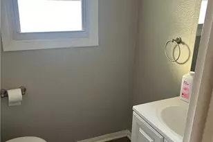 679 Wooster Rd W, Barberton, OH 44203 - Photo 3