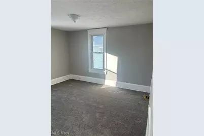 679 Wooster Road W, Barberton, OH 44203 - Photo 15