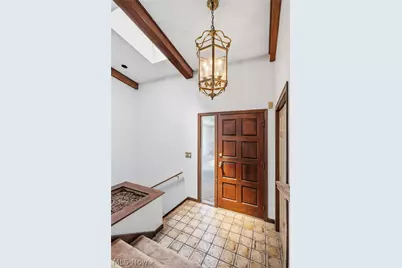 3602 Heatherwood Circle NW, North Canton, OH 44720 - Photo 5