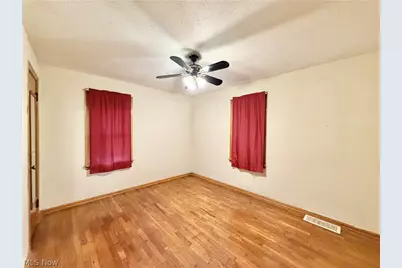 1611 27th Street NE, Canton, OH 44714 - Photo 11