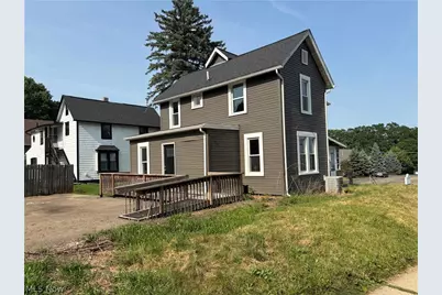 8307 Cleveland Avenue NW, Canton, OH 44720 - Photo 23