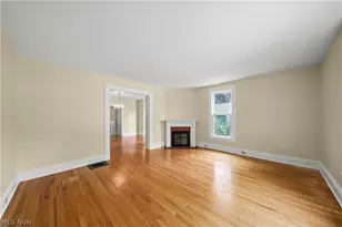 83 S Cedar St, Oberlin, OH 44074 - Photo 3