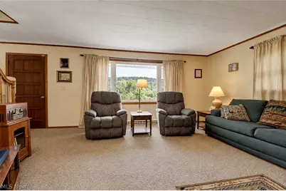 5641 Harwalk, Strasburg, OH 44680 - Photo 5