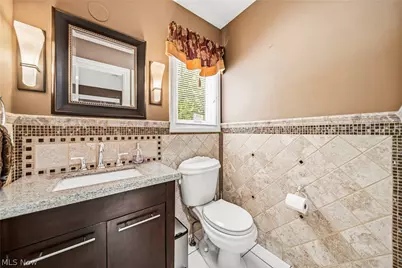 10600 Locust Grove Drive, Chardon, OH 44024 - Photo 13
