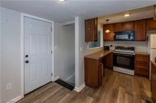 2284 Markey St, Akron, OH 44319 - Photo 3