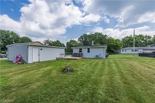2284 Markey St, Akron, OH 44319 - Photo 33