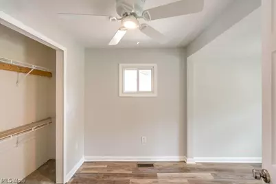 2284 Markey Street, Akron, OH 44319 - Photo 7