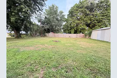 573 Chestnut Street, Newcomerstown, OH 43832 - Photo 3